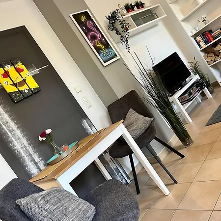 Apartman Schoenes Mit Terrasse Und Nur 5 Min Zur Sbahn Röhrmoos