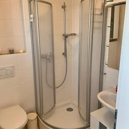 Apartman Schoenes Mit Terrasse Und Nur 5 Min Zur Sbahn *