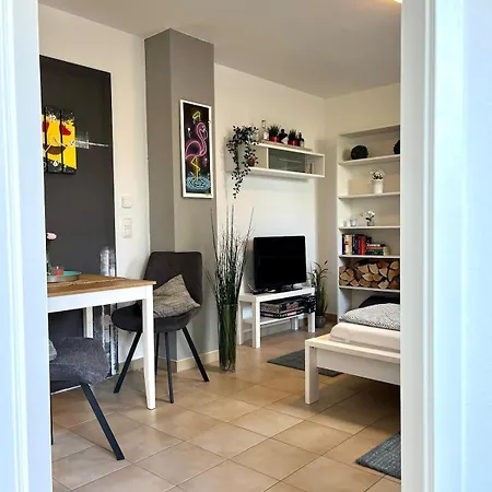 Schoenes Mit Terrasse Und Nur 5 Min Zur Sbahn Apartman Röhrmoos